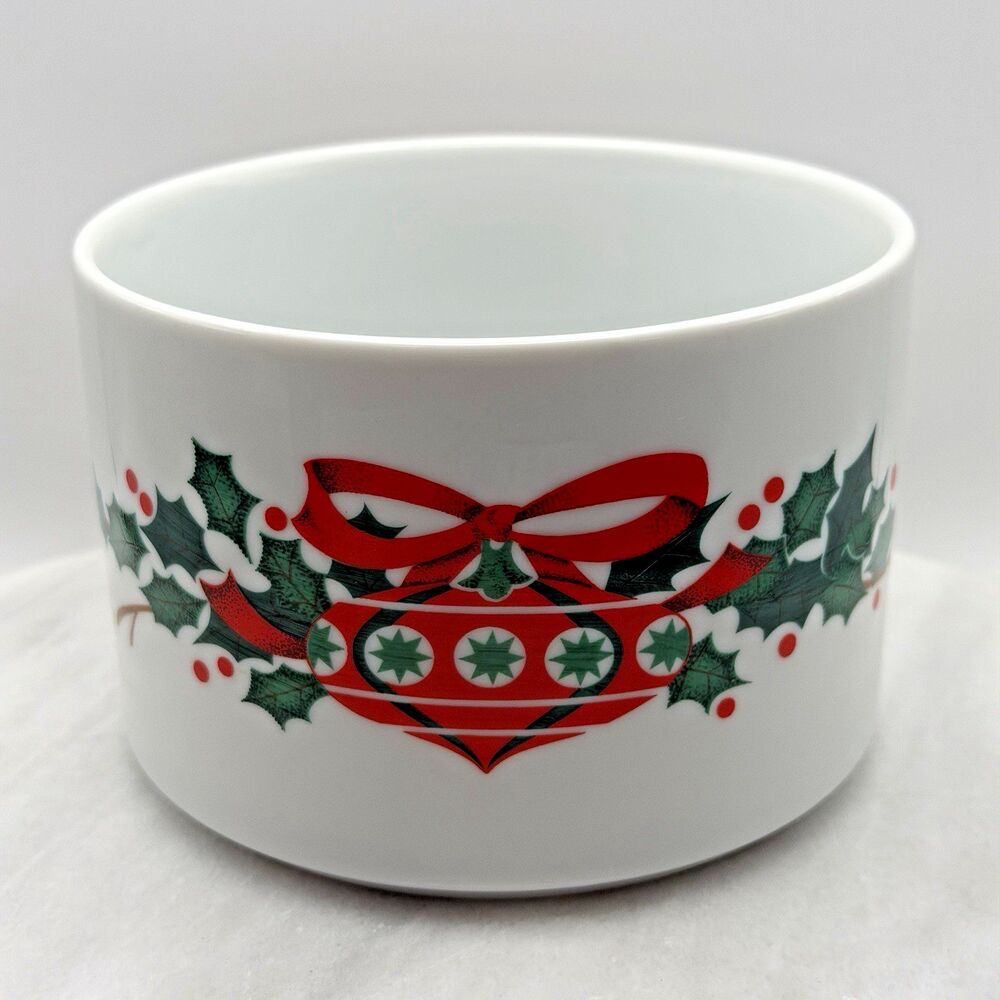 FTDA Christmas Bell Holly Ceramic Bowl Planter 1987 Taiwan 5 Inch